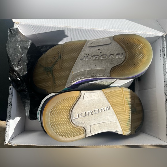 Jordan Retro 5 Grapes 🍇(2013). Good Condition. Great Price‼️ - Picture 2 of 4